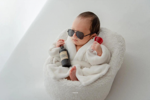 仁寿宝宝总是吐奶怎么回事